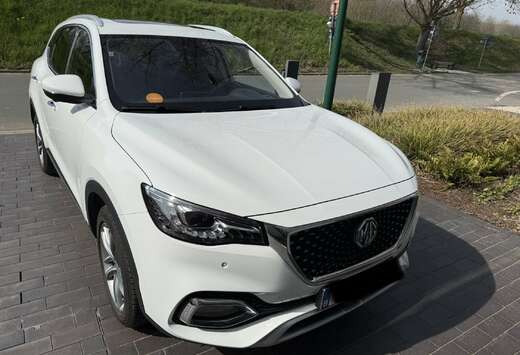 MG PHEV 1.5 Turbo Luxury