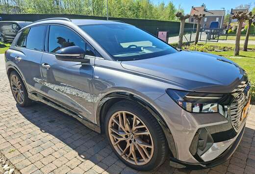 Audi Q4 e-Tron 82 kWh 40 Edition One Grey