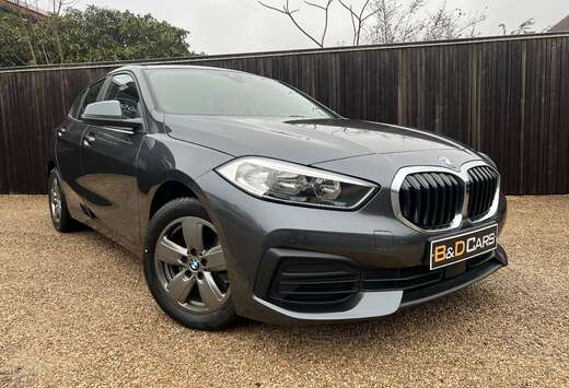 BMW 118i NAVI/LIMIT/PDC/AIRCO/CARPLAY