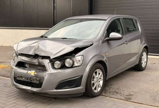 Chevrolet 1.2i Benzine * Schade * Start-Rijdt * Airco ...