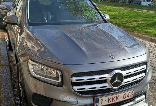 Mercedes-Benz d 8G-DCT