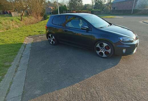 Volkswagen 2.0 TSI