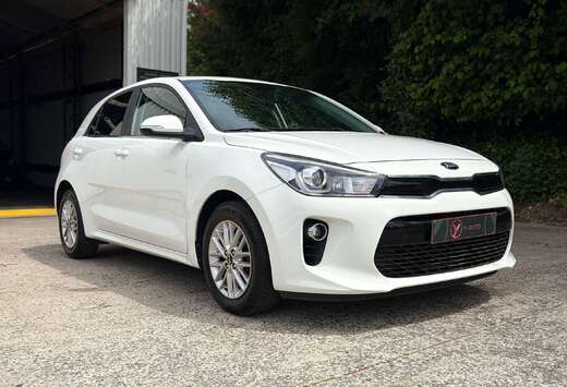 Kia Rio 1.2i *CAMERA*CAR-PLAY*
