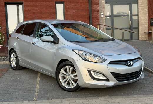 Hyundai SW ( 1.6CRDi ) 110Ch ( Full options ) 154.613 ...