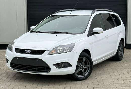 Ford Ford Focus Break 1.8 Essence Apple CarPlay