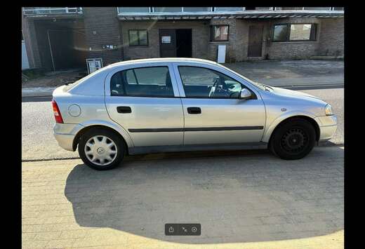 Opel 1.4i XE 16v Comfort