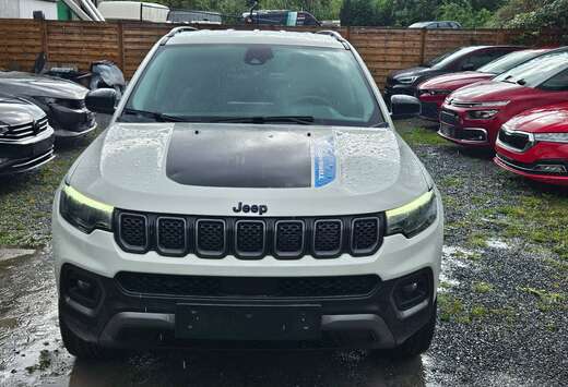 Jeep Compass 240 HY TRAIL HK BVA AWD