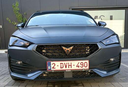 Leon 1.4 e-Hybrid (180 kW System) VZ CUP