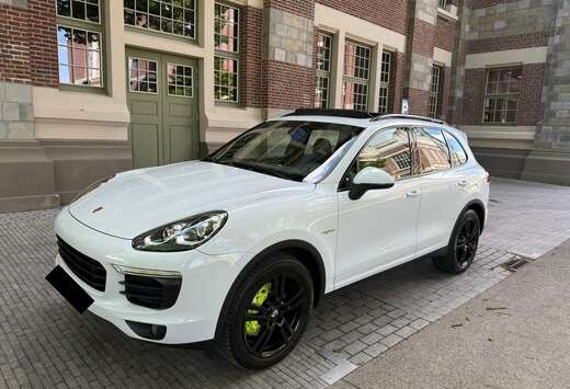 Porsche 3.0 S Hybrid Pano Led Bose Euro6B Top Staat