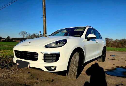 Porsche 3.0i V6 hybrid