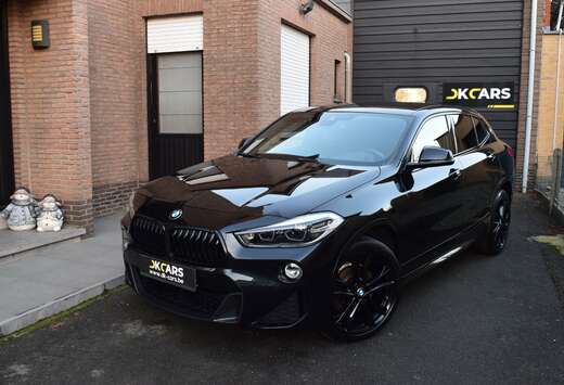 BMW sDrive18i - M-Pack - NAVI / LED / Black Edition