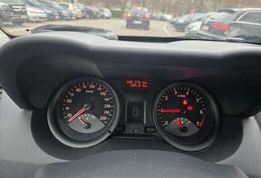 Renault Mégane SW 1.4i 16v Authentique Référence