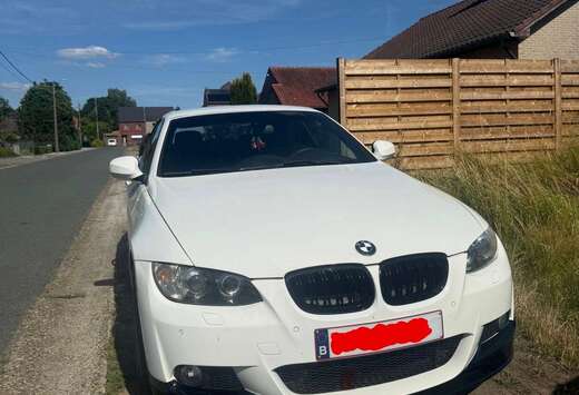 BMW Cabriolet 320dA Keyless Entry