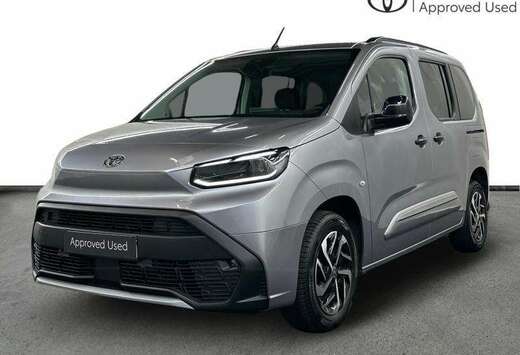 Toyota Verso Family 5pl | carplay | winter pack