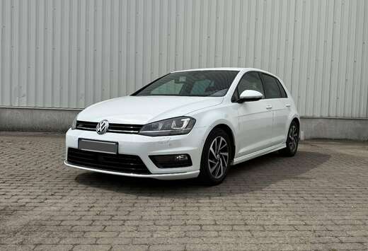 Volkswagen Golf 1.4 TSI R-Line DSG7