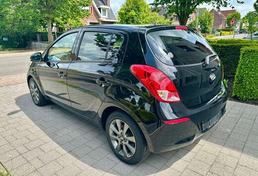Hyundai i20 1.4i Blackline
