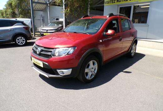 Dacia Stepway 0.9TCe 90cv rouge 02/15 Radio USB