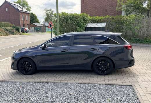 Kia Ceed 1.5 T-GDi GT-Line ISG DCT GT-Line