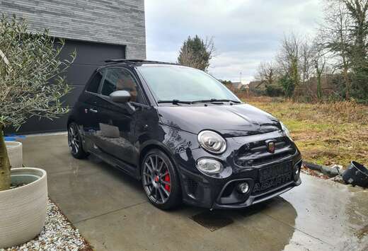 Abarth 595 1.4 T-Jet Competizione MTA