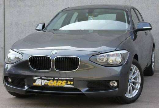 BMW 116iA/ 5-deur/ navi/multistuur