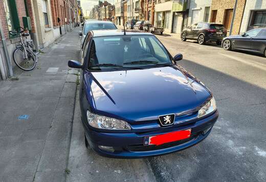 Peugeot 1.4i Midnight