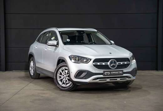 Mercedes-Benz GLA 180 d Business Solution Essential
