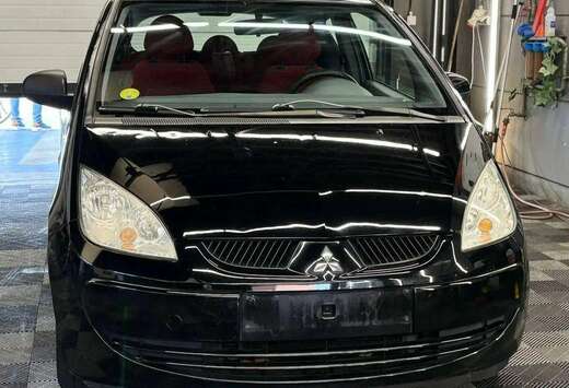 Mitsubishi 1.3i benzine AUTOMATIQUE bj. 2006 138.411  ...