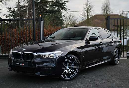 BMW e Hybride  21% BTW /// M Pack /// Key-Less  Came