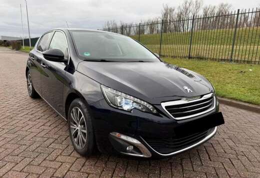 Peugeot 1.2 PureTech Allure STT