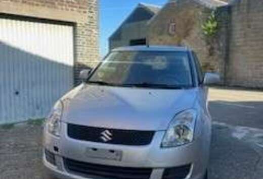 Suzuki 1.3i GLX