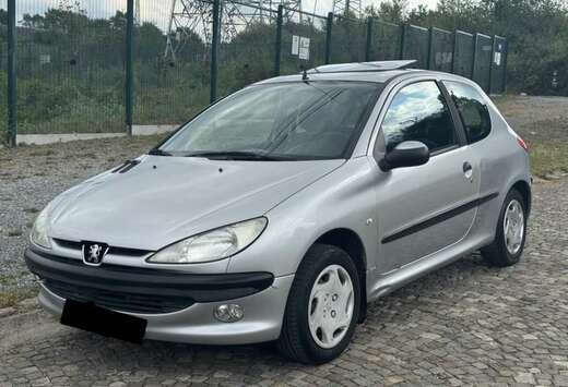 Peugeot 1.1i XR