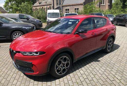 Alfa Romeo sprint Hybrid 130 pk AUT