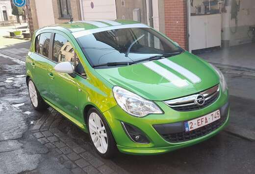 Opel Corsa 1.4i Cosmo