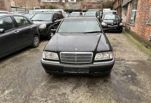 Mercedes-Benz C180 Elégance