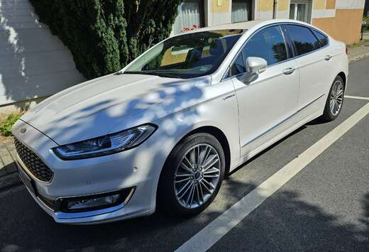 Ford 2.0 Hybrid Start-Stopp CVT Vignale