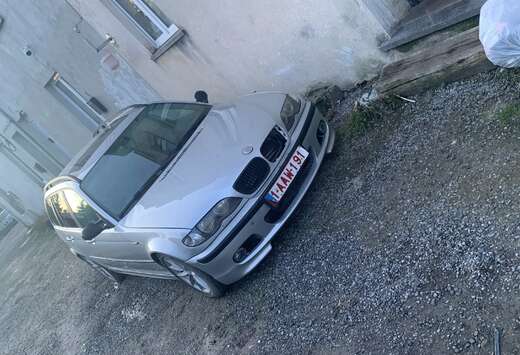 BMW Touring 318i Pack Sport