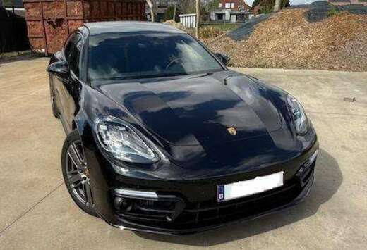 Porsche 4 E-Hybrid Sport Turismo Platinum Edition