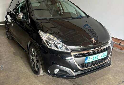 Peugeot 208 PureTech 82 Allure