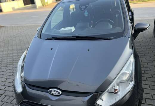 Ford 1.6i Ti-VCT Trend PowerShift