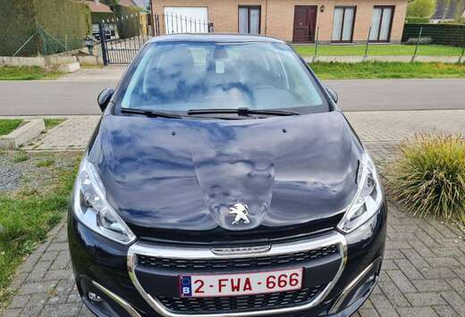 Peugeot 208 1.2 PureTech Allure S