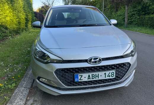 Hyundai 1.1 CRDi bussines bien entretenue
