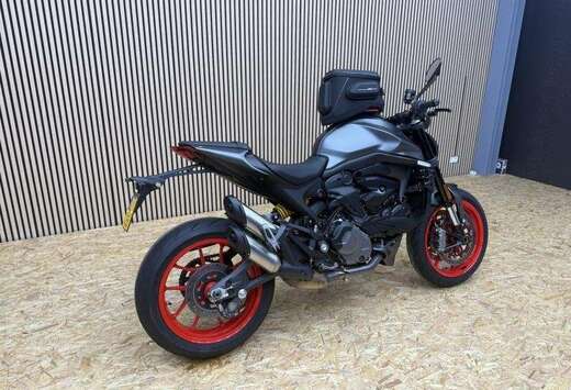 MONSTER +
