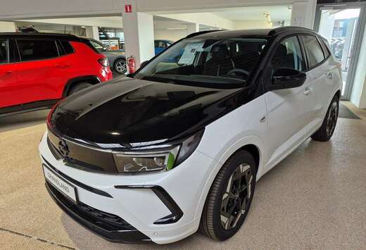 Opel GSe 1.6 Turbo Hybrid Start/Stop e-AT8 4WD 300pk