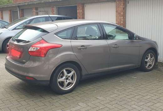 Ford Focus 1.0 EcoBoost ECOnetic Tech. Titanium
