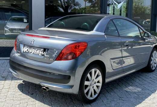 Peugeot CC 1.6i 16v Pack