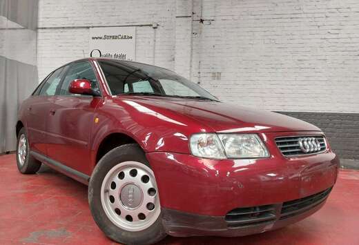 Audi 1.6i Ambiente * A/C * V/E *