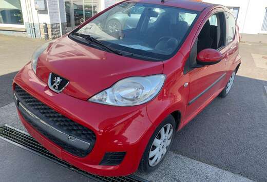 Peugeot 107 1.0i Urban