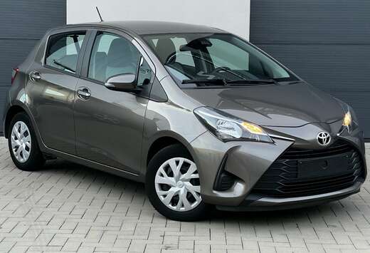 Toyota Yaris 1.5i Dual VVT-iE Lounge CVT