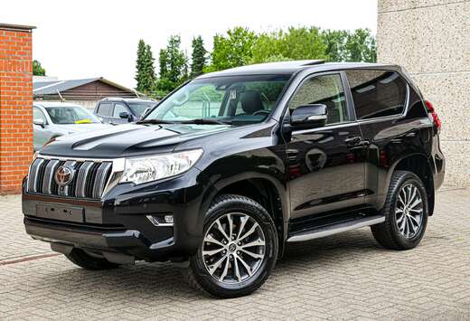 Toyota STYLE-UITVOERING*SCHUIFDAK*LEDER*360CAMERA*