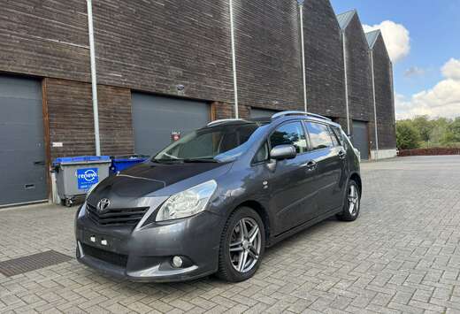 Toyota Automatic 7 place avec controle